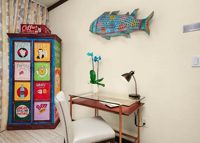 Tradewinds Apartment Hotel Miami Beach